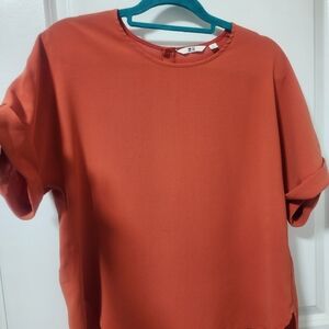 Uniqlo Women's Rust Blouse